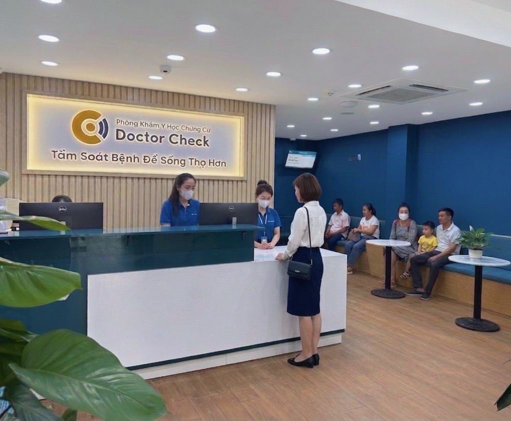 Quầy lễ tân Doctor Check